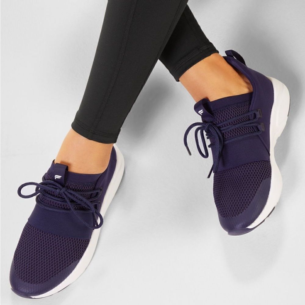 Fabletics Zuma III women's studio trainers athletic sneakers Size 9. B68